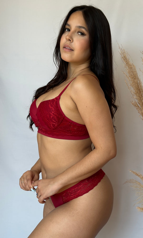 Conjunto Rendado - 1181 - Vermelho Divino