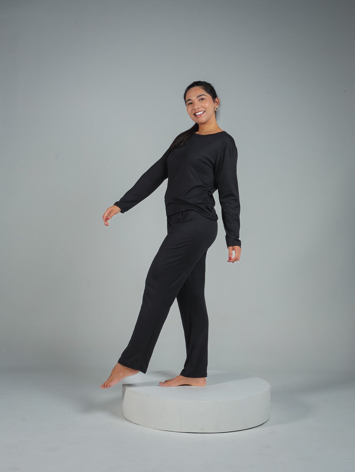 PIJAMA LONGO - PRETO LISO