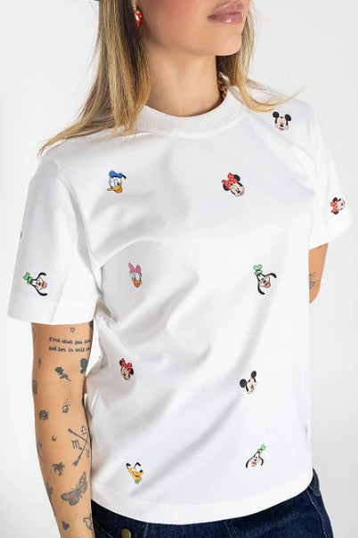 T-shirt Tradicional - Estampa - Personagens